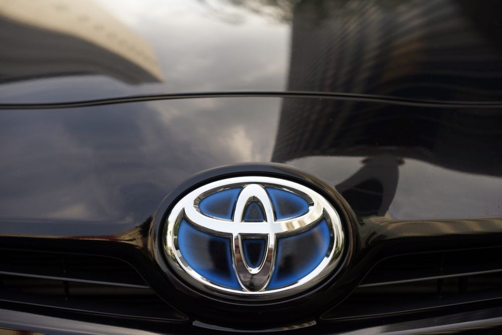 Incêndio em concessionária da Toyota em Guimarães danifica parte da fachada