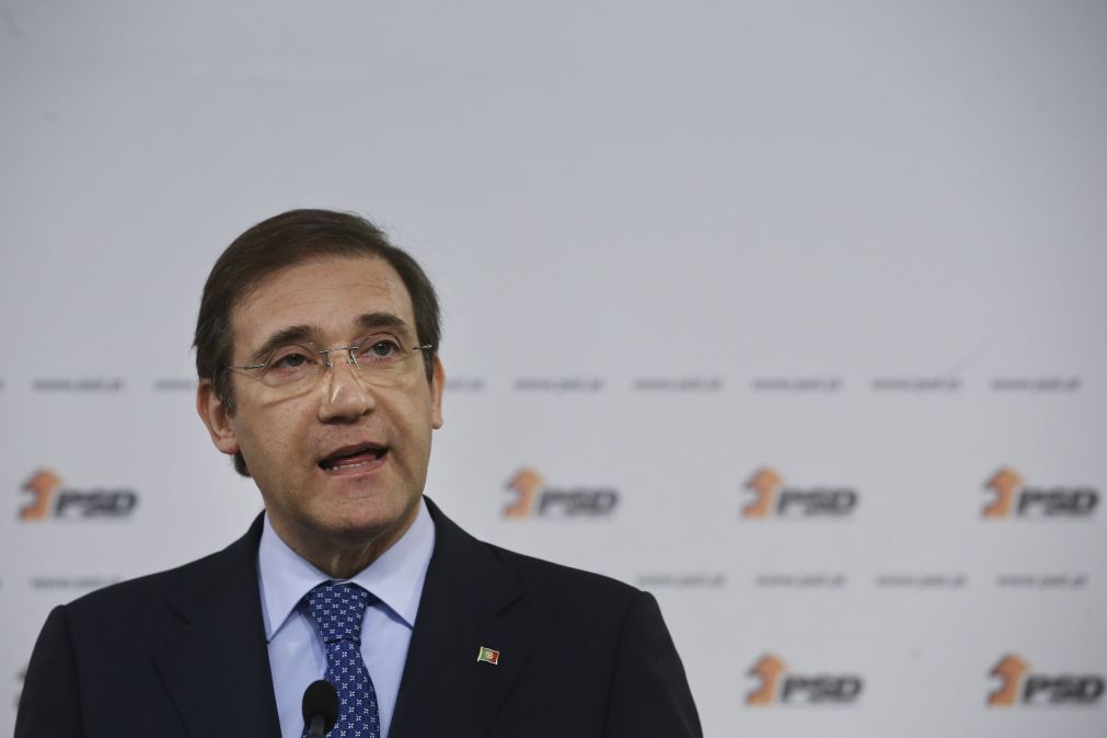 “São sobretudo os portugueses quem hoje quero felicitar” – Passos Coelho
