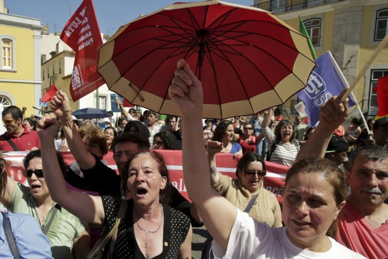 Número de funcionários públicos aumenta 1% no 1.º trimestre