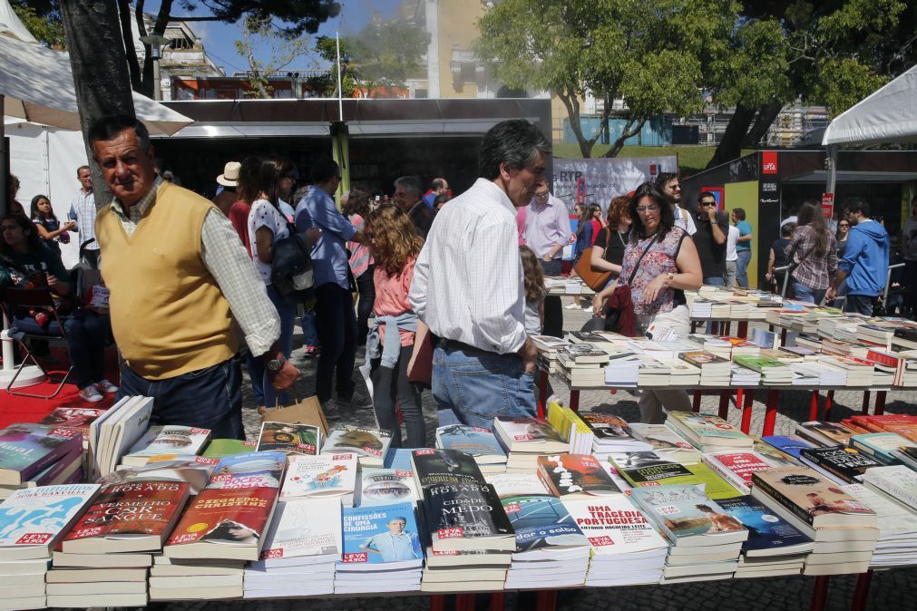 Maior Feira do Livro de Lisboa de sempre soma número recorde de 286 pavilhões