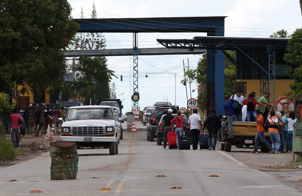 Cidade brasileira de Manaus decreta emergência devido a imigração de índios da Venezuela
