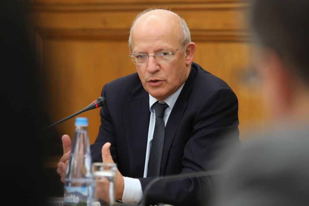 MNE português diz que eleição de Macron é “novo passo na integração europeia”