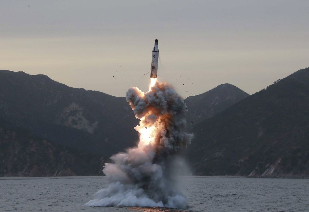 Coreia do Norte disparou míssil balístico – agência de notícias sul-coreana