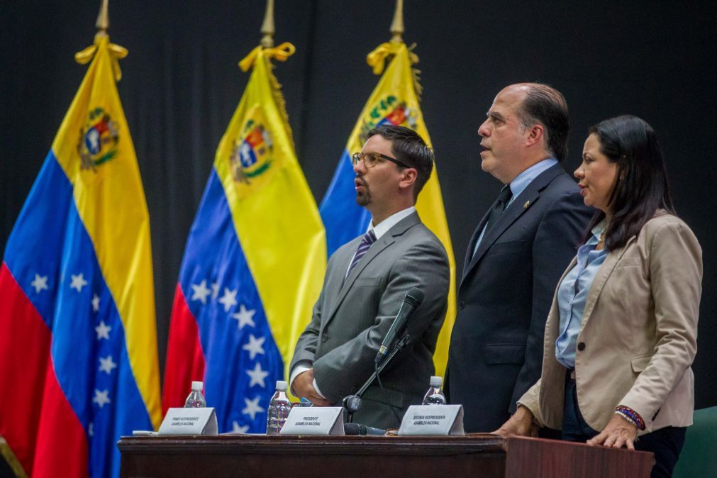 Centenas de civis venezuelanos estão a ser julgados em tribunais militares — presidente do parlamento