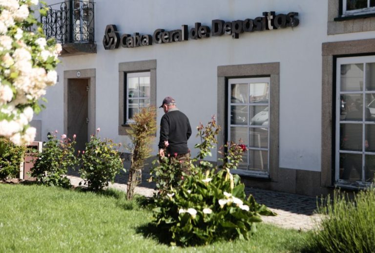 CDS defende Caixa Geral de Depósitos 
