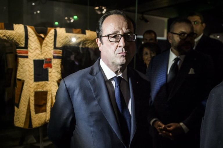 Pirataria em torno da candidatura de Macron não ficará sem resposta - Hollande