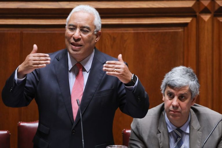Governo irá prosseguir negociações para 