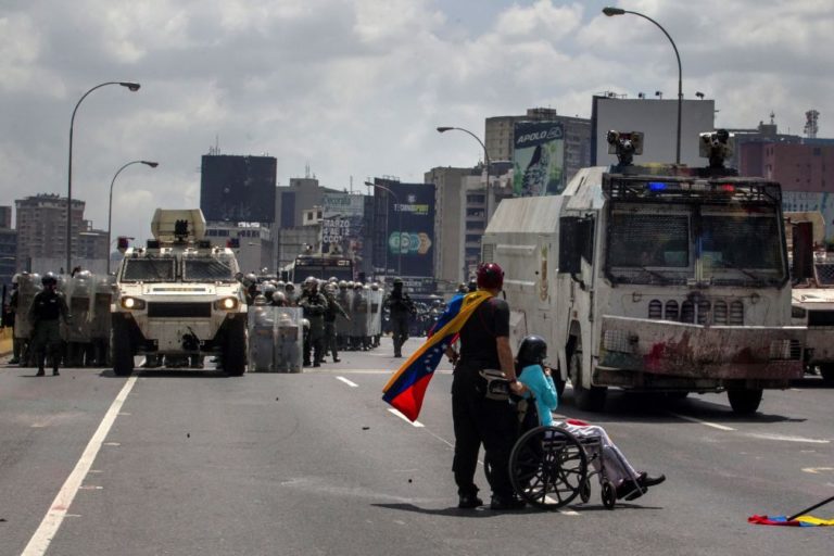 Vaticano diz que eleições são a única solução para crise na Venezuela