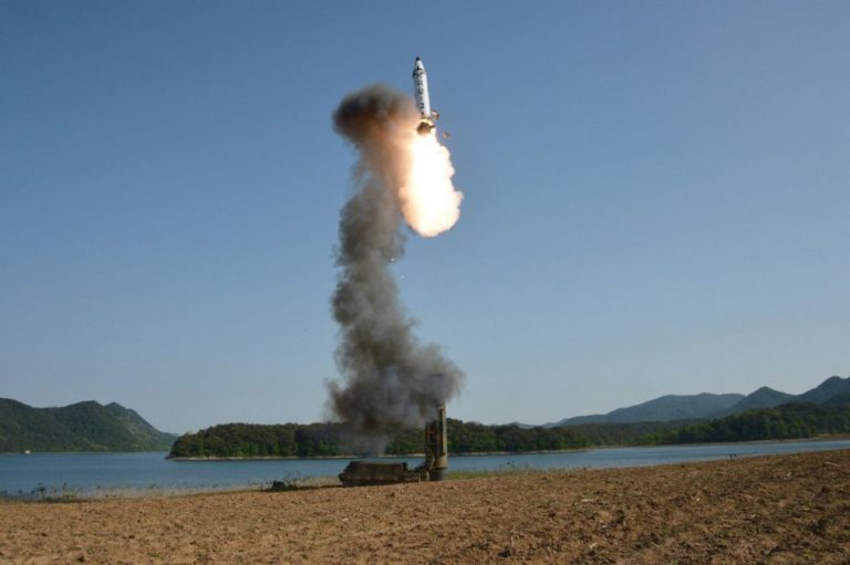 ONU pede a Coreia do Norte para pôr fim a testes de mísseis balísticos