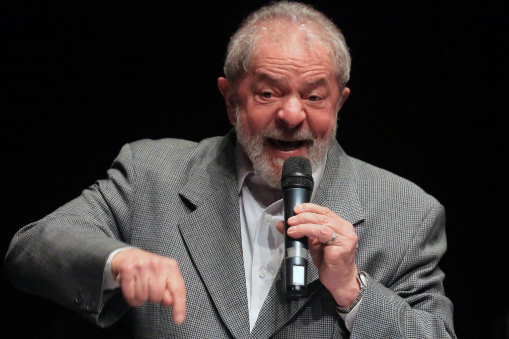 José Castelo Branco como nunca o viu Socialite dá valente queda no ginásio…mas em bom!