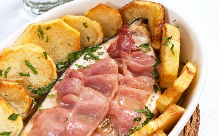 Bife de espadarte a portuguesa Cozinha Nacional