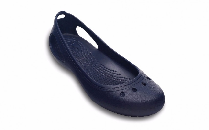 CROCS não são elegantes? Drew Barrymore prova que são!