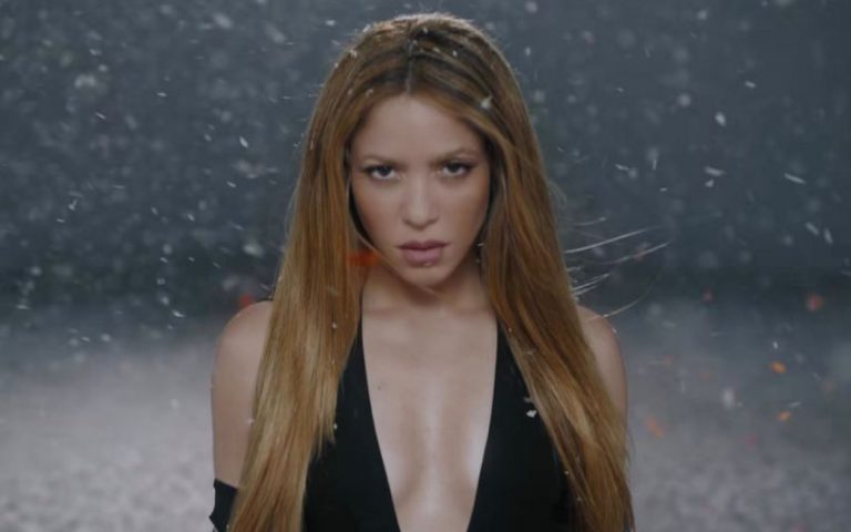 Shakira - Dá primeira entrevista