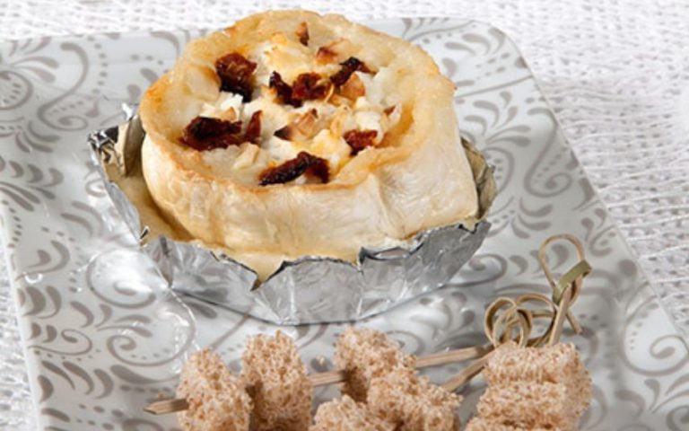 Camembert gratinado - O aperitivo que irá fazer crescer água na boca