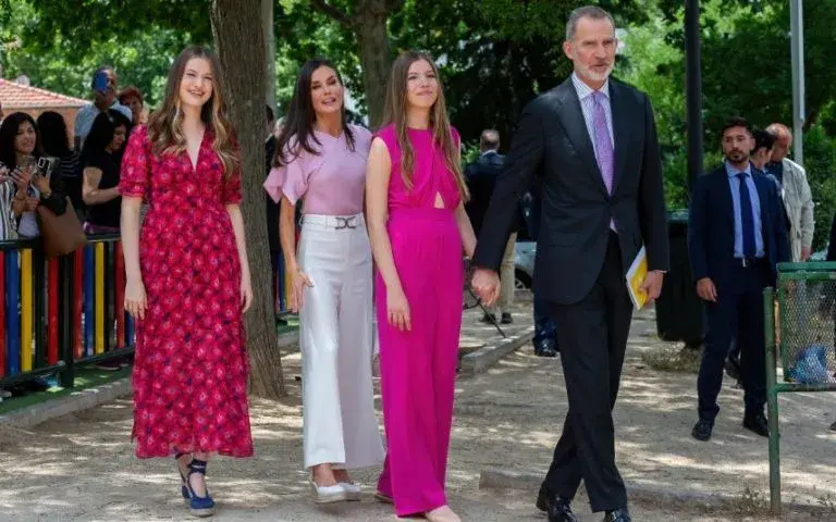 Felipe VI – Insólito! Rei surge com enorme queimadura no rosto e faz piada