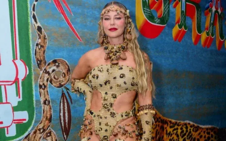 Paolla Oliveira não esconde celulite: O peso da nova imagem