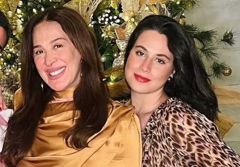 Cláudia Raia ‘organizou’ e ‘preparou’ perda da virgindade da filha: “Fiz toda uma produção. Foi lindo”