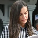 Letizia - Arrasada pela escolha da roupa em evento especial: “O centro das atenções”