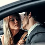 Logotipo Sexo no carro? 5 dicas para que seja confortável, excitante e memorável