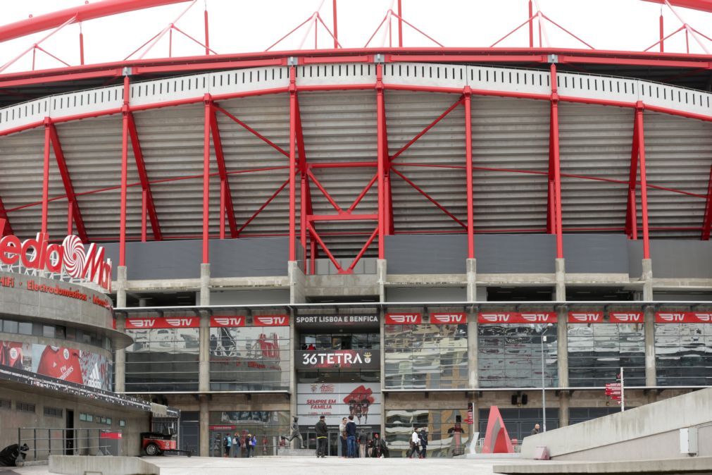 Campanha apaga luzes no estádio da Luz para lembrar mortes por doenças cardiovasculares