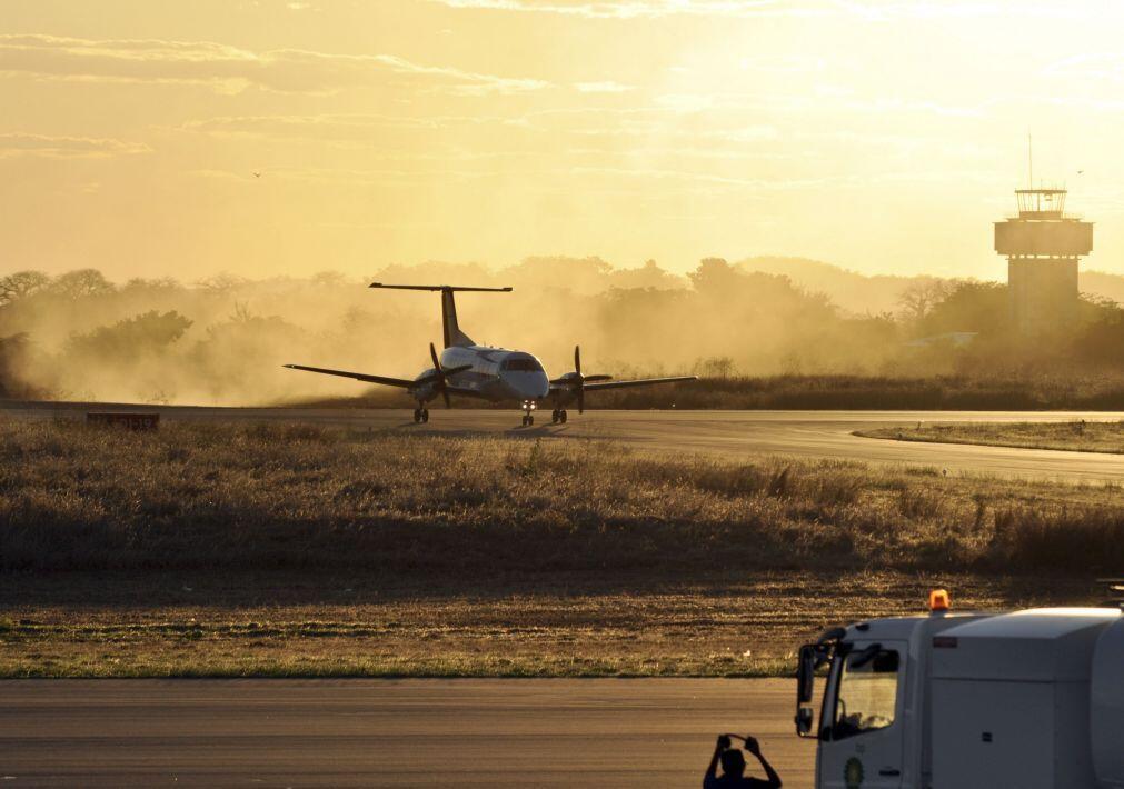 Aeroportos de Moçambique cancelam voos noturnos para Tete devido a furto de equipamento