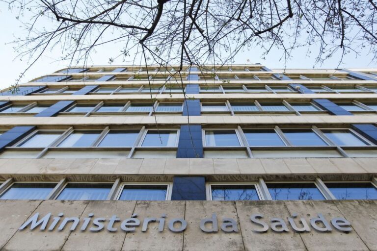 Federação Nacional dos Médicos inicia hoje processo negocial com Governo