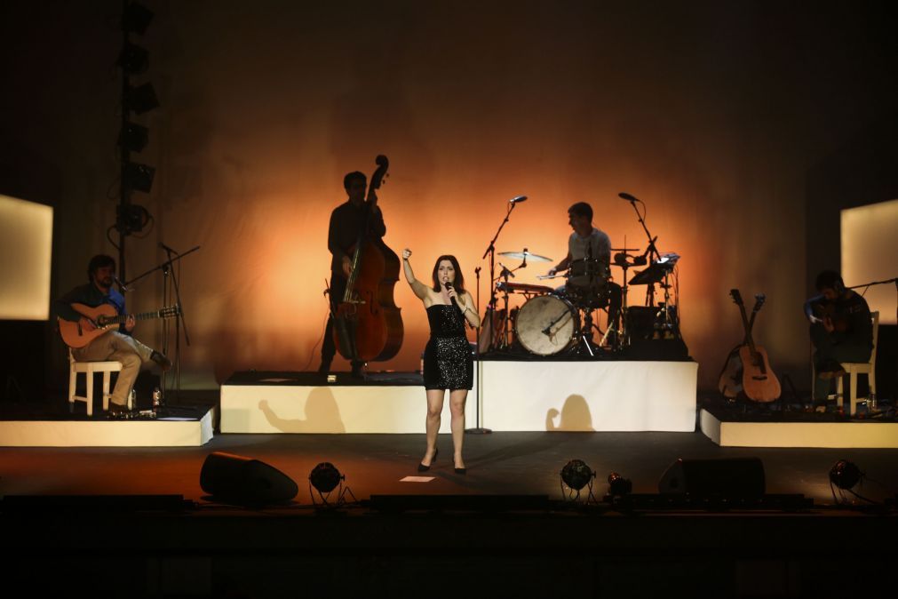 Fado Bicha e Ana Bacalhau em espetáculo de homenagem a Ary dos Santos em Lisboa