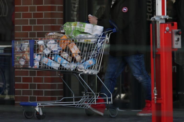 Preços dos alimentos sobem em média 4,3% em 2025