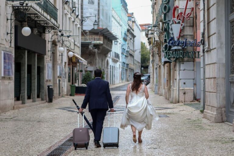 Número de casais no desemprego baixa 11,6% em dezembro - IEFP