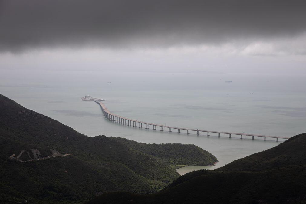 Maior ponte marítima do mundo ultrapassa 100 milhões de travessias