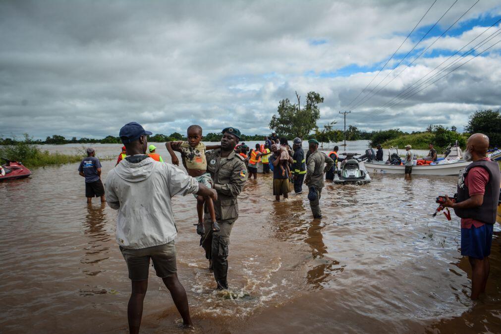 Moçambique ativa alerta vermelho e regista 103 mortos devido ao mau tempo
