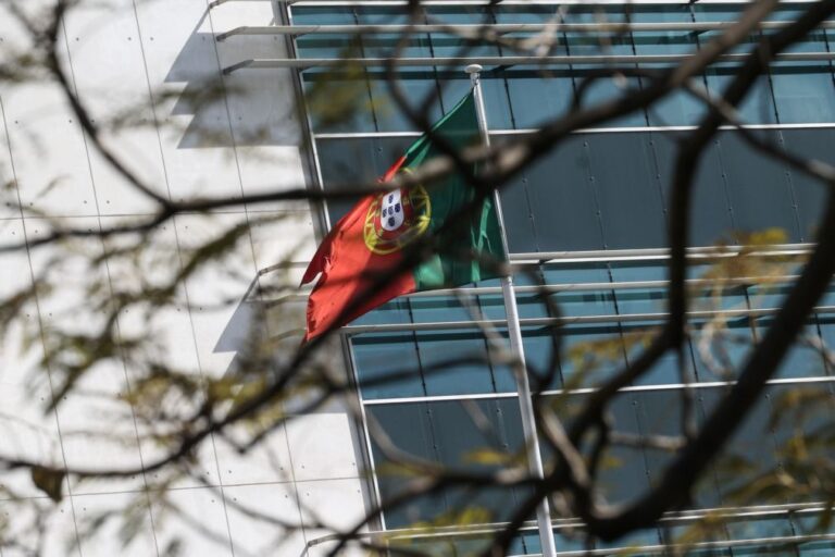 DBRS mantém inalterado 'rating' de Portugal e perspetiva estável