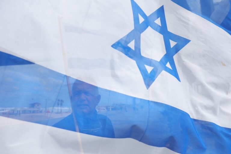 Israel retalia e expulsa diplomata da embaixada da África do Sul em Telavive