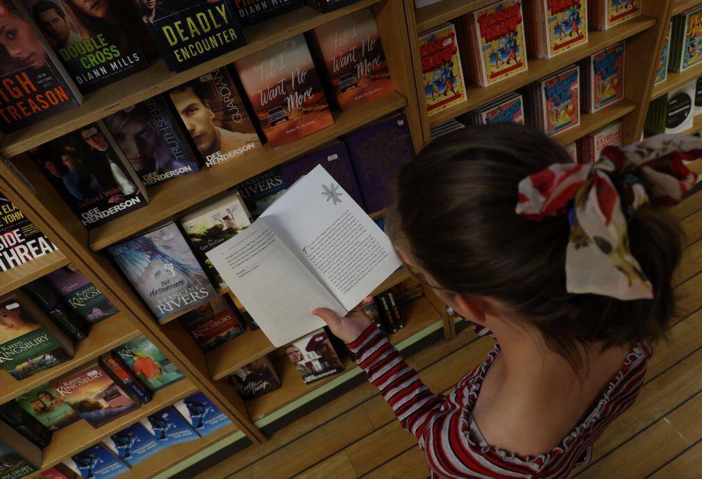 Biblioteca flutuante da organização humanitária GBA Ships atraca em Díli