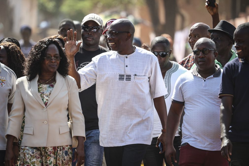 Detenção de Simões Pereira na Guiné-Bissau é “ilegalidade” para qualquer fórum — economista Carlos Lopes