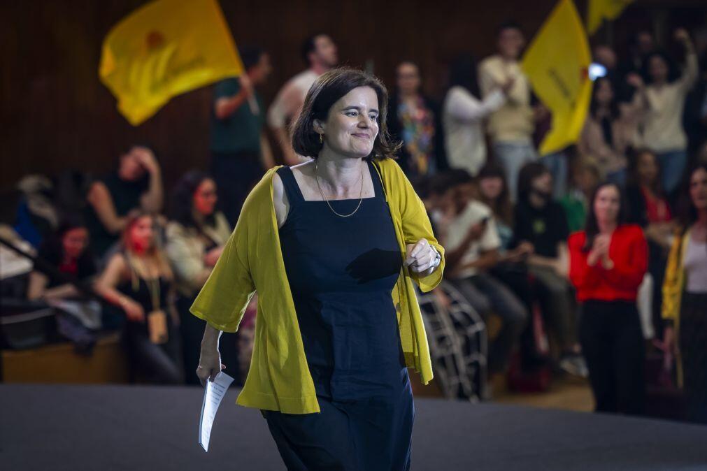 PS diz que devolução de diplomas na saúde é uma oportunidade para Governo dialogar