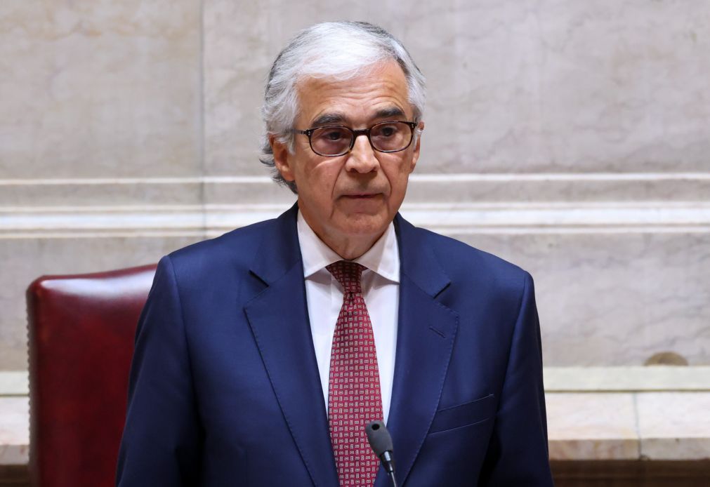 PAR lamenta “desconfiança permanente” e guarda para Parlamento eventual revisão constitucional