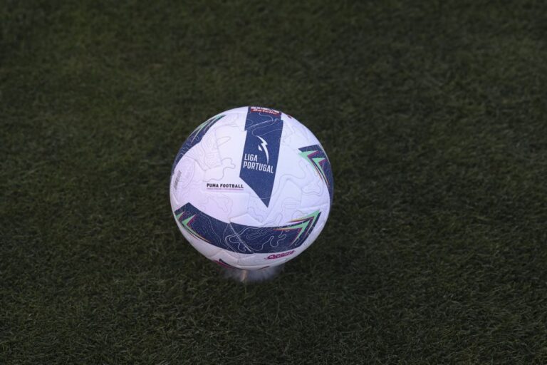 Mau tempo: Associação de Coimbra adia todos os jogos de futebol e futsal no fim de semana