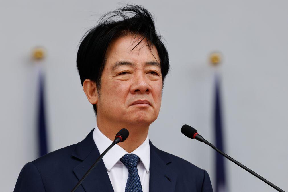 Líder de Taiwan promete “defender firmemente” soberania após exercícios chineses