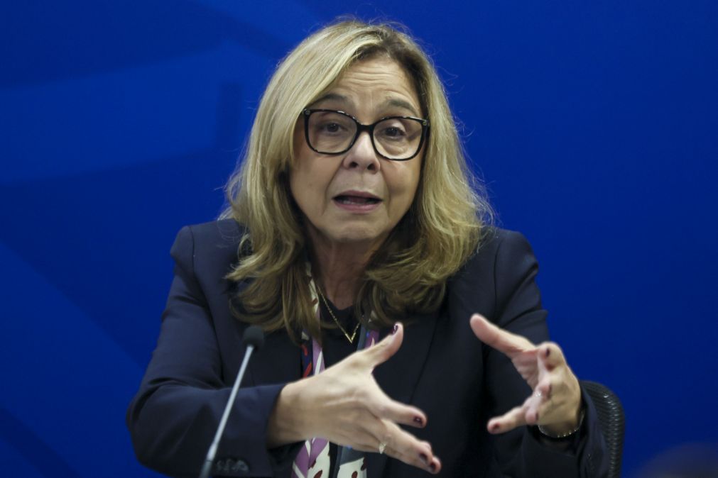 Ministra da Saúde recusa caos no SNS e garante que não desiste
