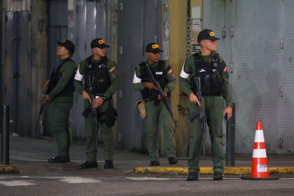 Rússia condena “agressão militar” norte-americana e pede diálogo