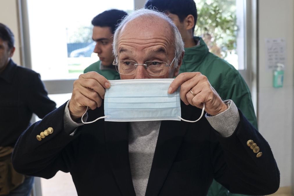 Mendes diz que direção executiva do SNS está “desaparecida em combate” e deve explicações