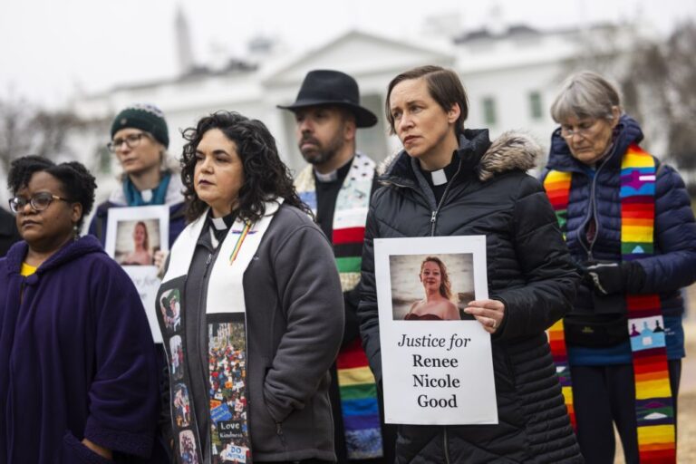 HRW diz que morte de mulher por agentes federais em Minneapolis é 