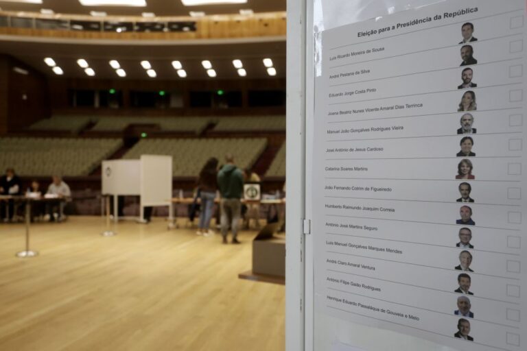 Urnas da Cidade Universitária de Lisboa registam 17% de participação até às 12:00