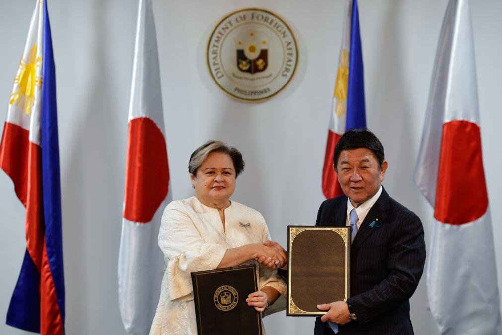 China aponta riscos para a paz regional após acordo entre Japão e Filipinas