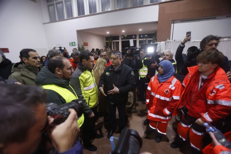 Sobe para 39 o número de mortos em acidente ferroviário em Espanha