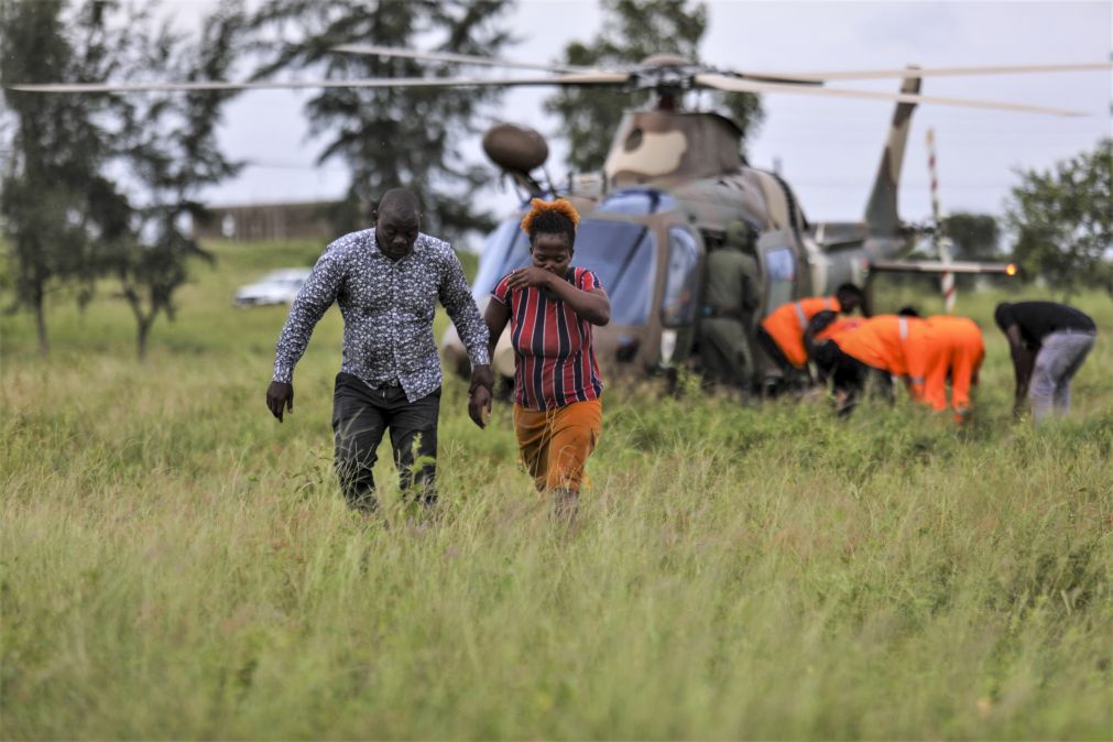 Mondlane defende que prioridade é resgatar vítimas das chuvas em Moçambique