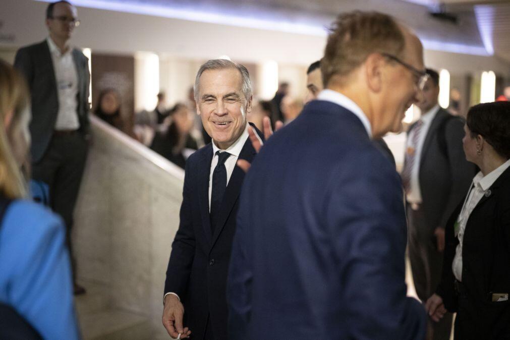 Carney nega retratamento pelo seu discurso em Davos durante telefonema com Trump