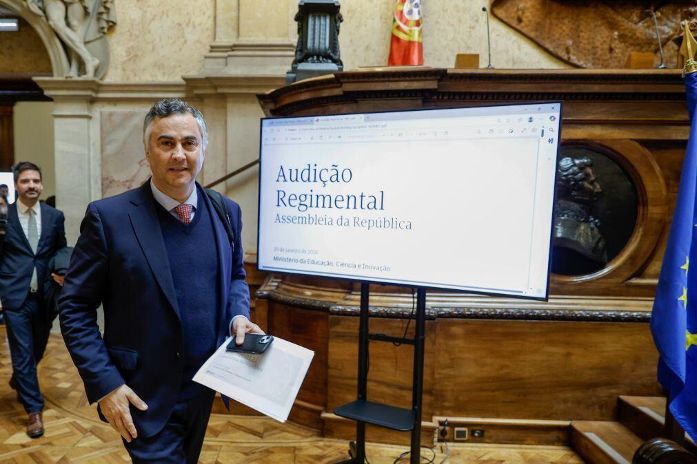 OCDE vai monitorizar reforma do Ministério da Educação — ministro