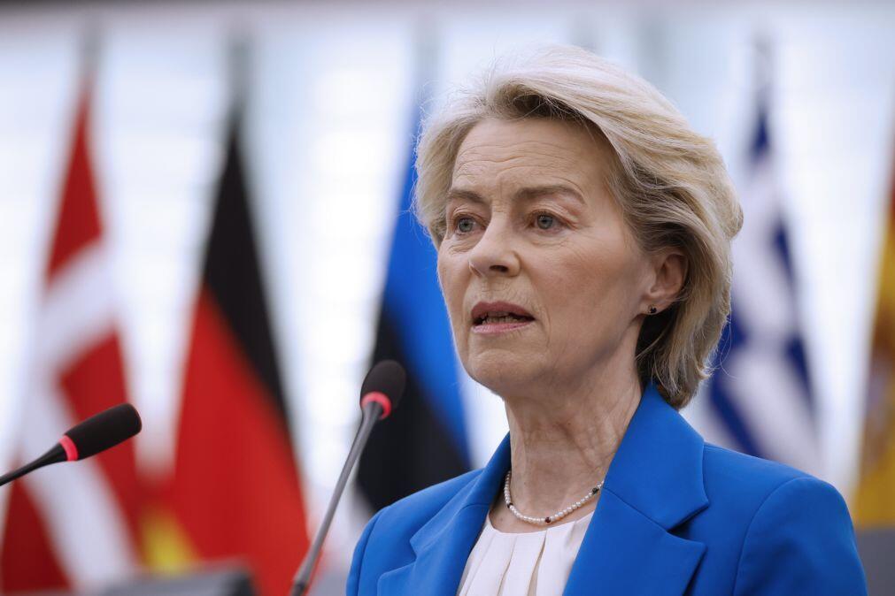 Von der Leyen promete investimento na segurança do Ártico perante poder bruto